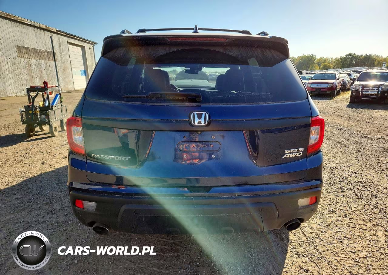 2019 Honda Passport Touring VIN:5FNYF8H95KB002799 - 6