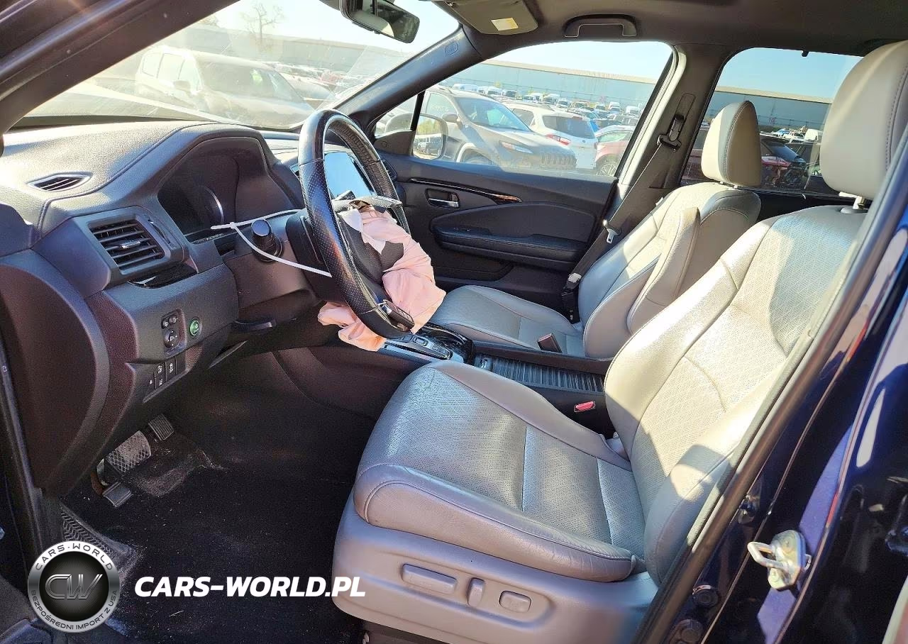 2019 Honda Passport Touring VIN:5FNYF8H95KB002799 - 7