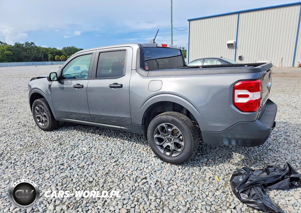 2024 Ford Maverick Xlt VIN:3FTTW8H38RRB63663 - 2