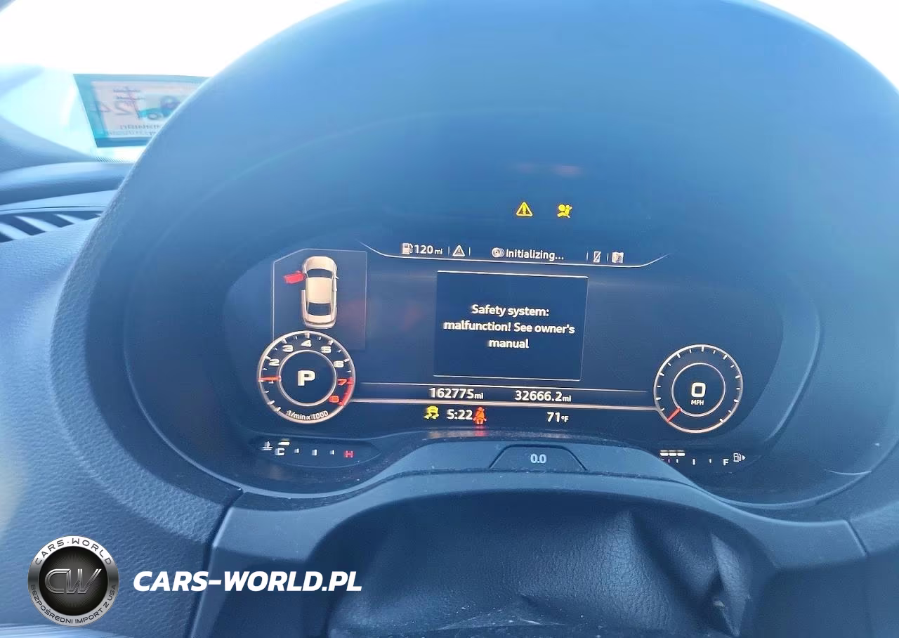 2017 Audi A3 Premium Plus VIN:WAUJ8GFFXH1033642 - 9