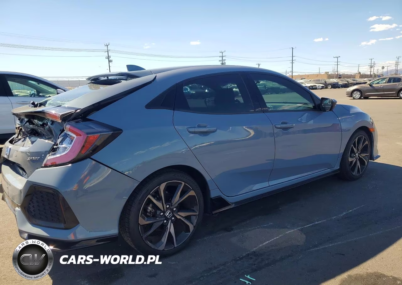 2018 Honda Civic Sport VIN:SHHFK7H46JU424210 - 3