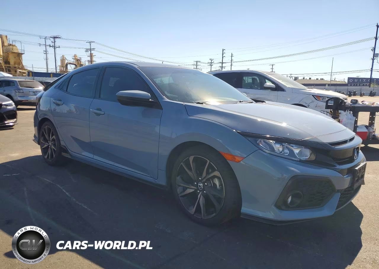 2018 Honda Civic Sport VIN:SHHFK7H46JU424210 - 4