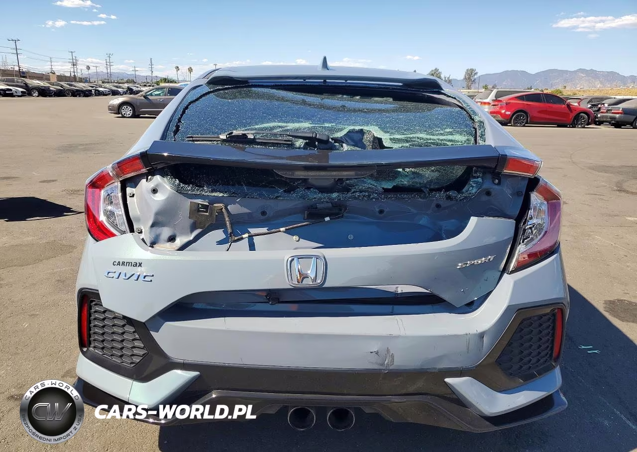 2018 Honda Civic Sport VIN:SHHFK7H46JU424210 - 6