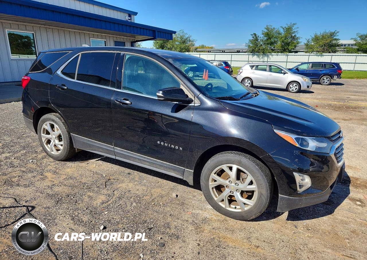 2018 Chevrolet Equinox Lt VIN:2GNAXTEX6J6191401 - 4