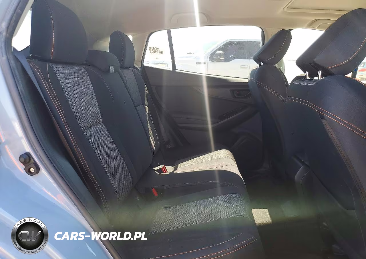 2020 Subaru Crosstrek Premium VIN:JF2GTAEC1L8267041 - 10