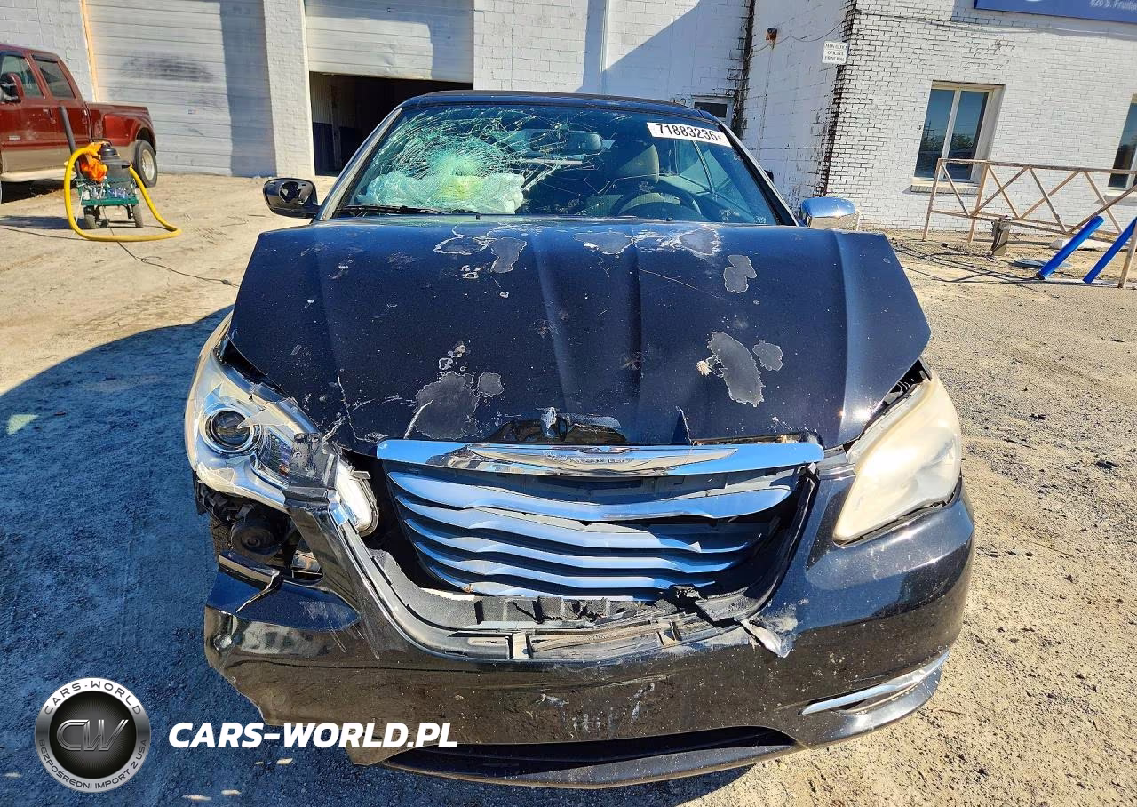 2011 Chrysler 200 Touring VIN:1C3BC2EG6BN600632 - 5