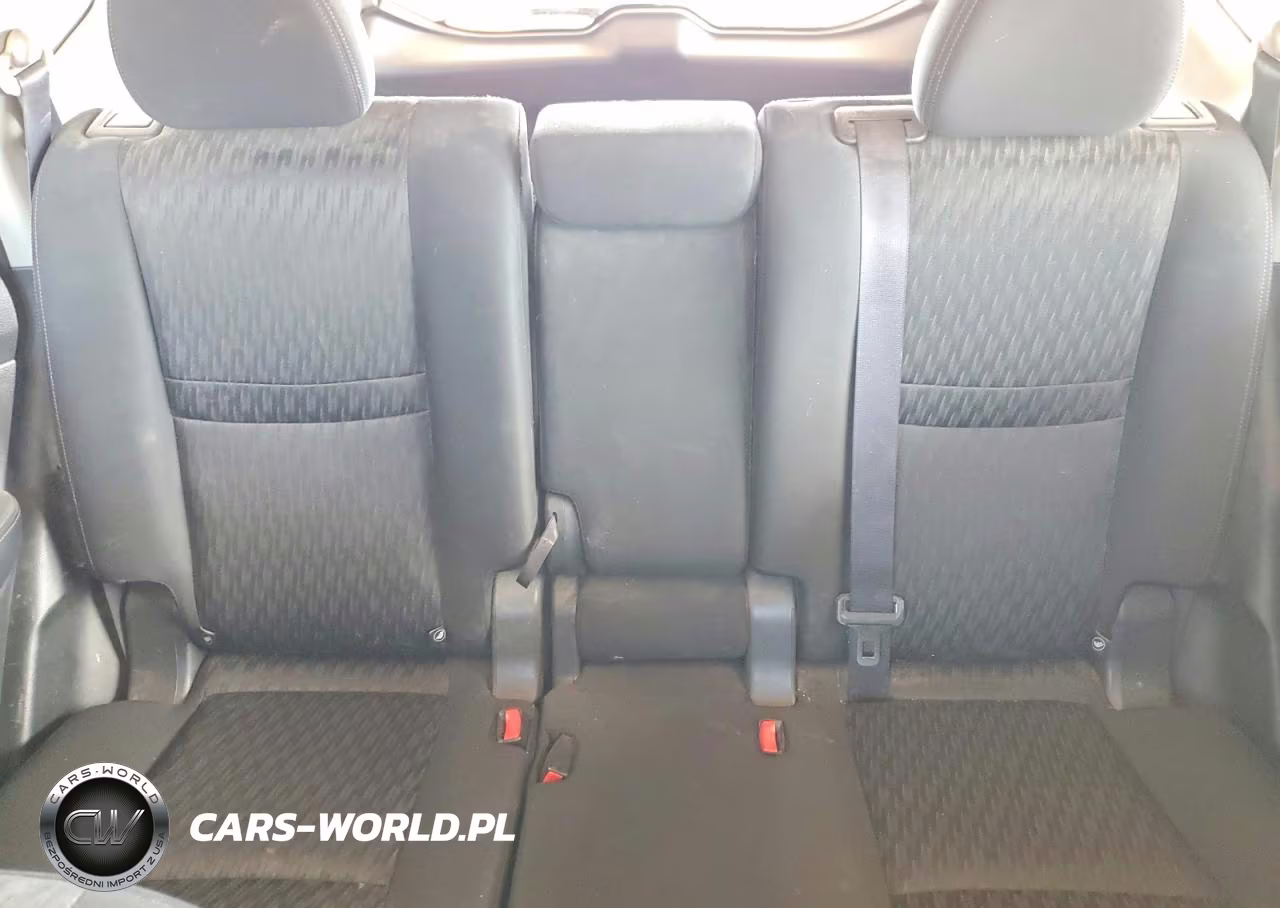 2017 Nissan Rogue S VIN:KNMAT2MT8HP585327 - 10