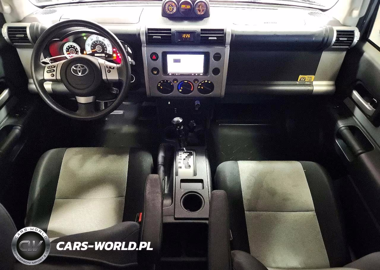 2013 Toyota Fj Cruiser Base VIN:JTEBU4BF5DK161486 - 8