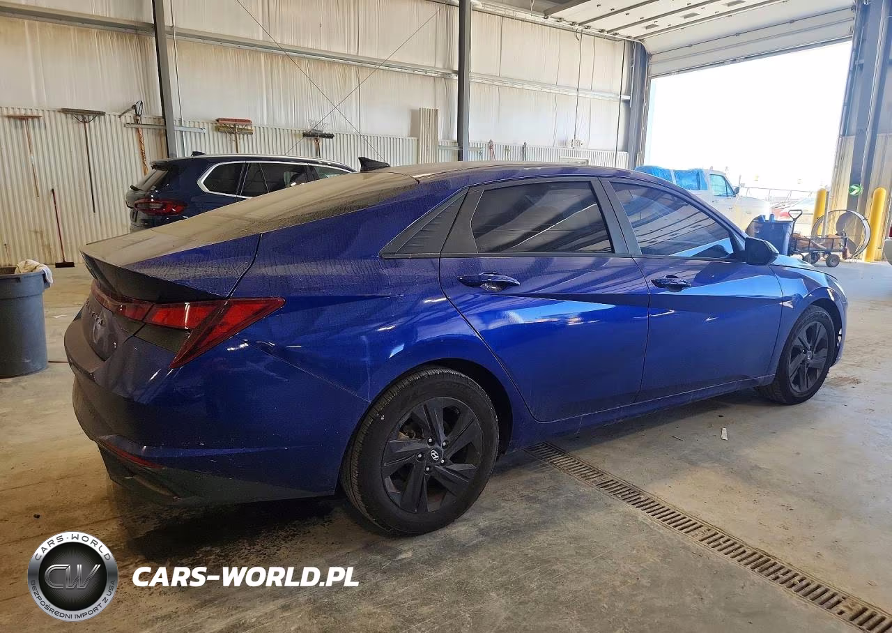 2022 Hyundai Elantra Sel VIN:KMHLM4AG3NU313740 - 3