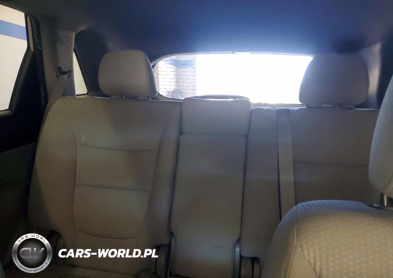 2011 Kia Sorento Lx VIN:5XYKTCA1XBG034470 - 10