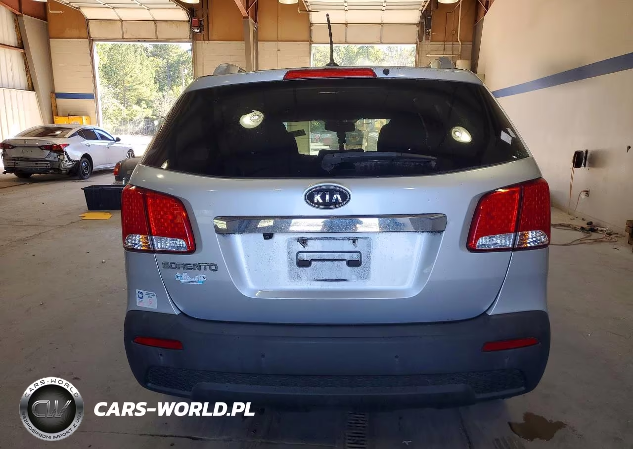 2011 Kia Sorento Lx VIN:5XYKTCA1XBG034470 - 6