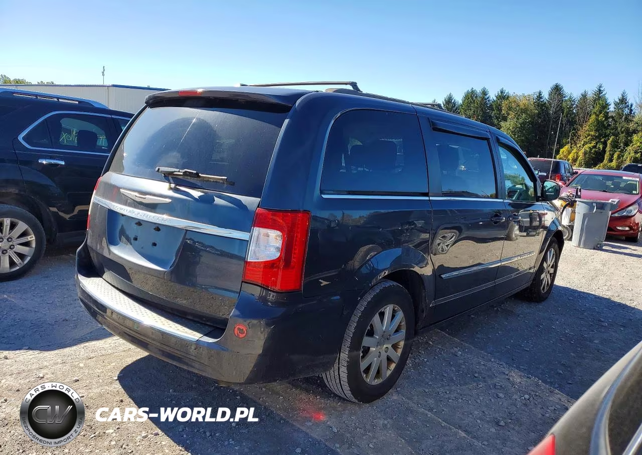 2014 Chrysler Town & Country Touring VIN:2C4RC1BG3ER375585 - 3