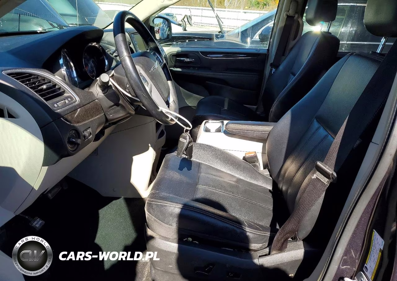 2014 Chrysler Town & Country Touring VIN:2C4RC1BG3ER375585 - 7