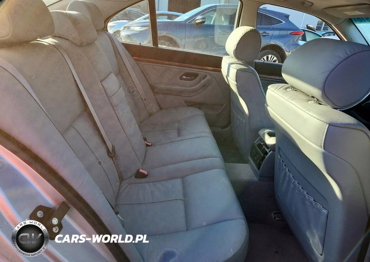 2000 BMW 528 I Automatic VIN:WBADM6349YGU16376 - 10