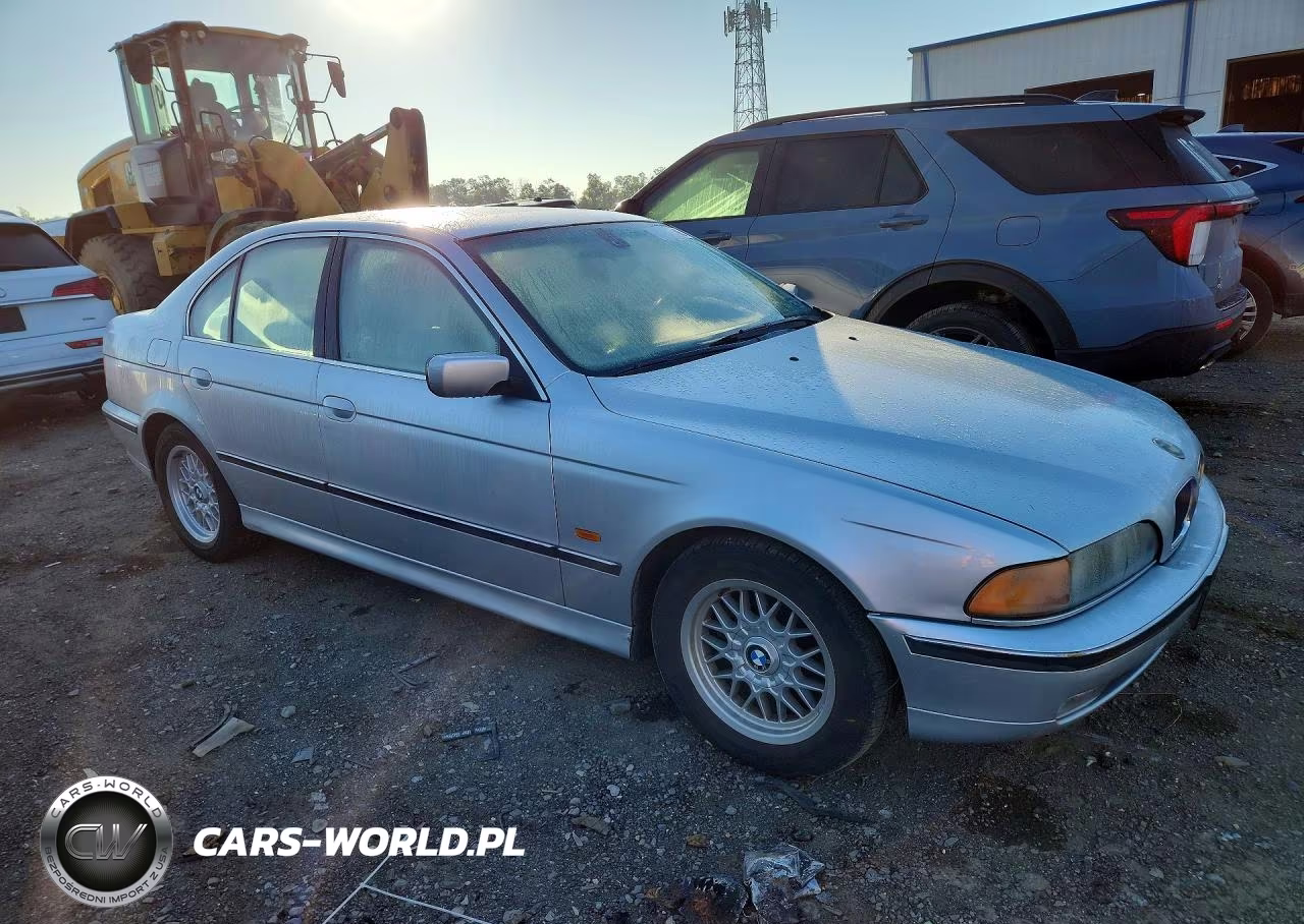 2000 BMW 528 I Automatic VIN:WBADM6349YGU16376 - 4