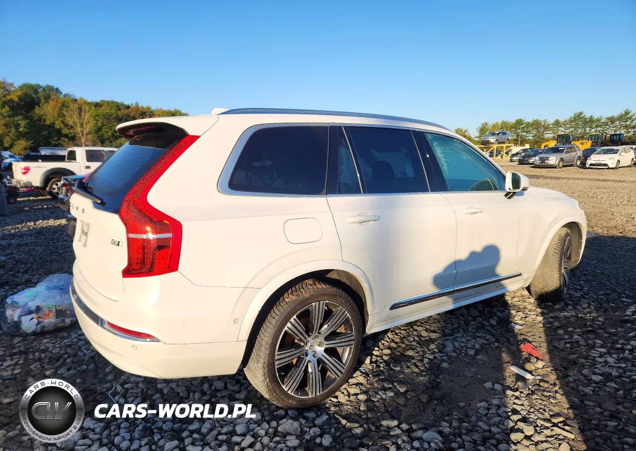 2024 Volvo Xc90 Plus VIN:YV4062JEXR1145328 - 3