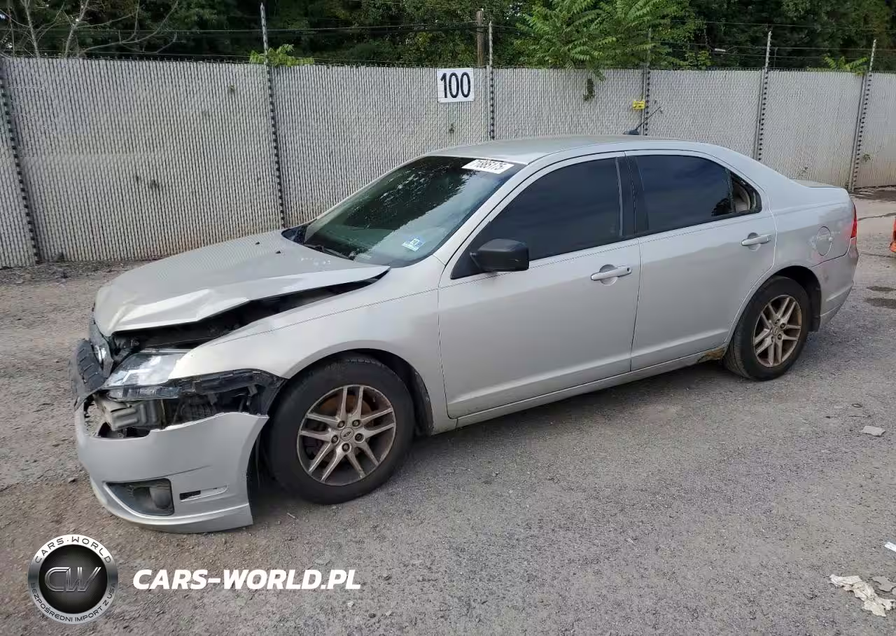 2010 Ford Fusion S