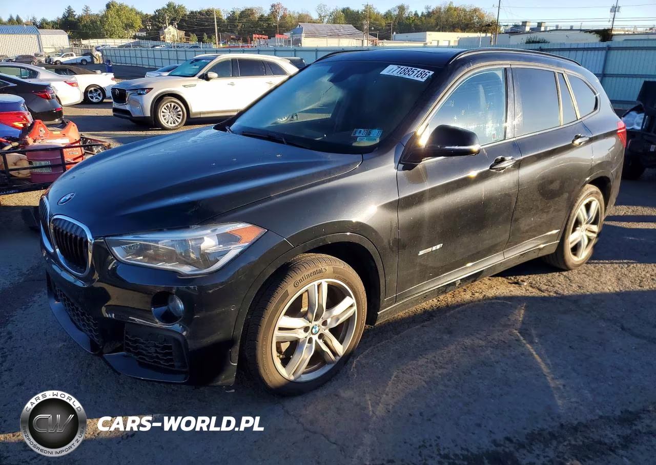 2017 BMW X1 Sdrive28I VIN:WBXHU7C31HP924653 - 1