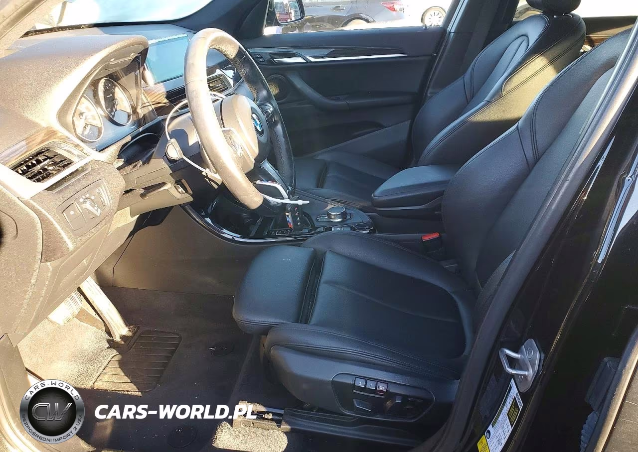 2017 BMW X1 Sdrive28I VIN:WBXHU7C31HP924653 - 7