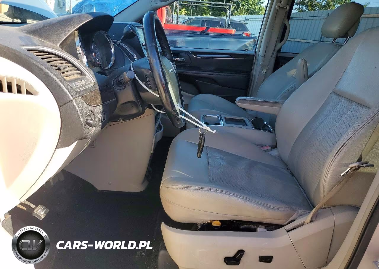 2012 Chrysler Town & Country Touring VIN:2C4RC1BG1CR387876 - 7