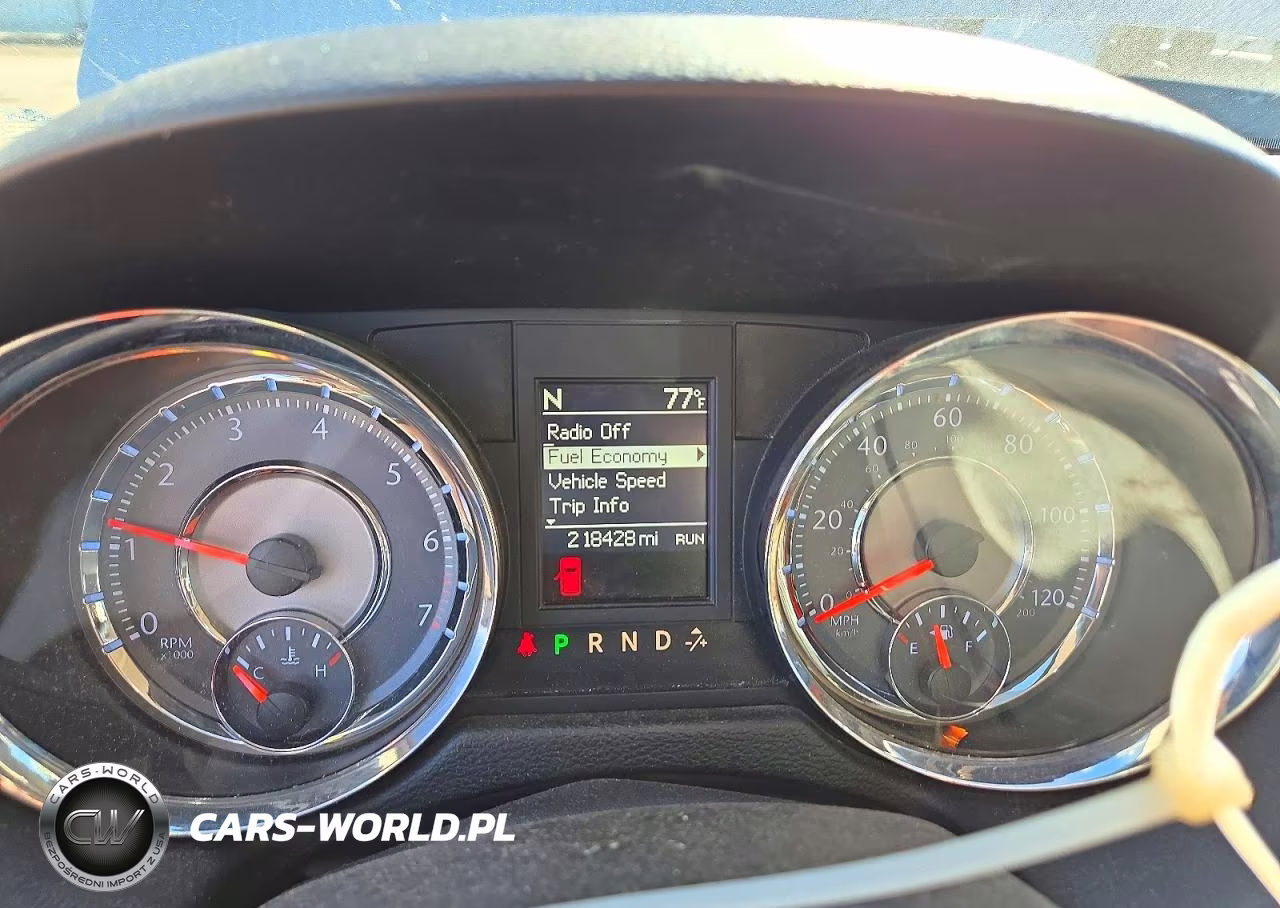 2012 Chrysler Town & Country Touring VIN:2C4RC1BG1CR387876 - 9