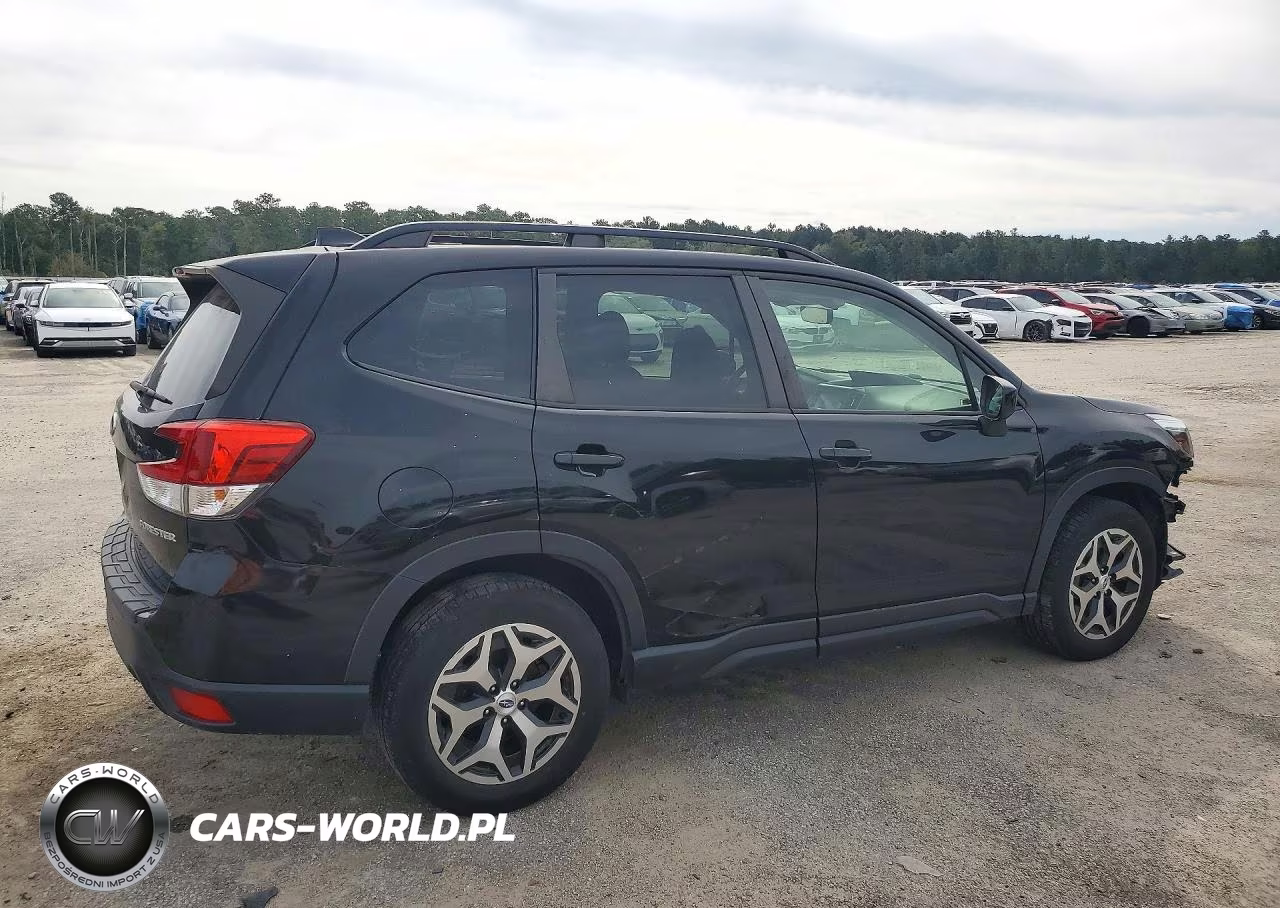 2020 Subaru Forester Premium VIN:JF2SKAGC7LH489108 - 3