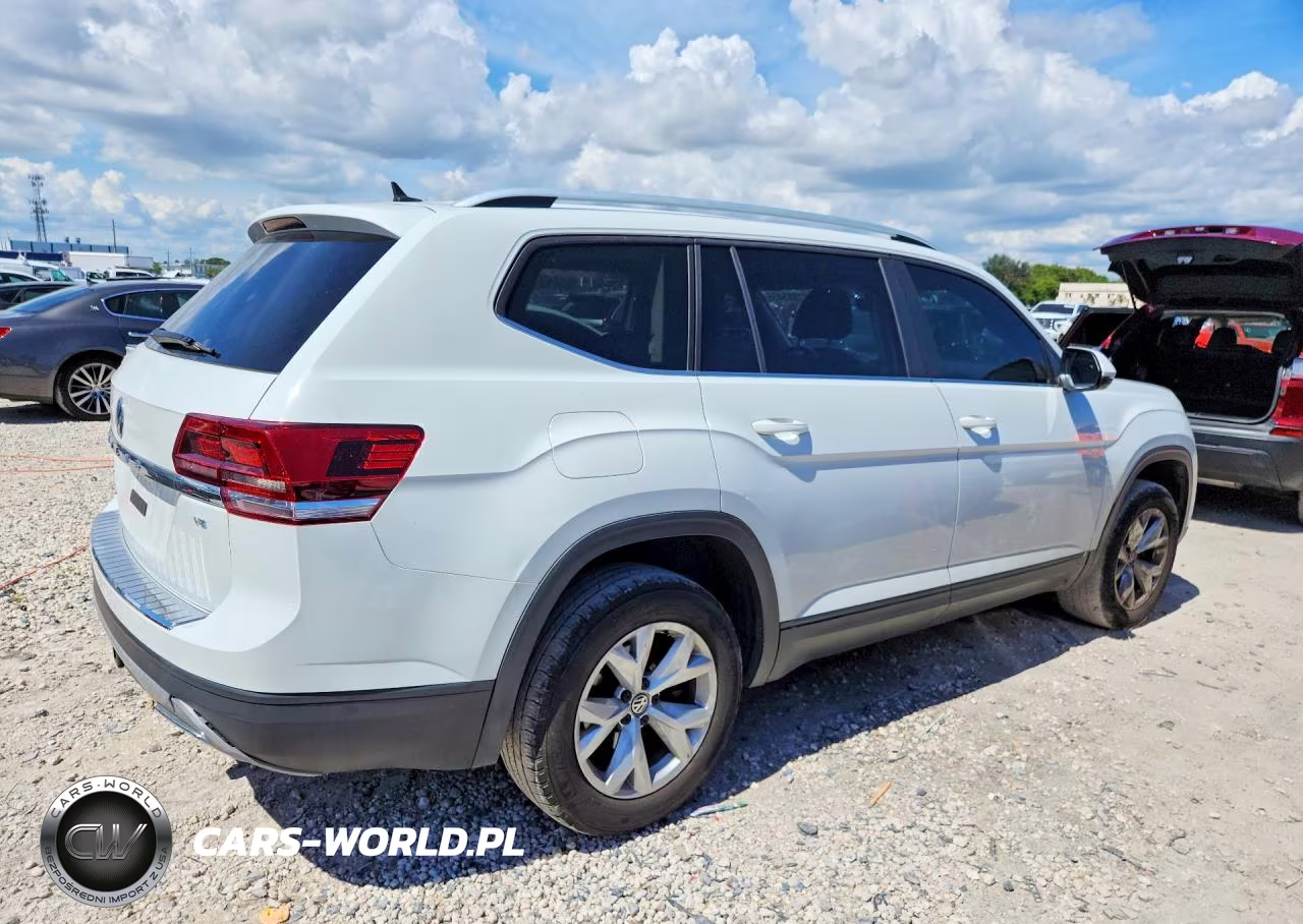 2019 Volkswagen Atlas Se VIN:1V2WR2CA3KC507569 - 3