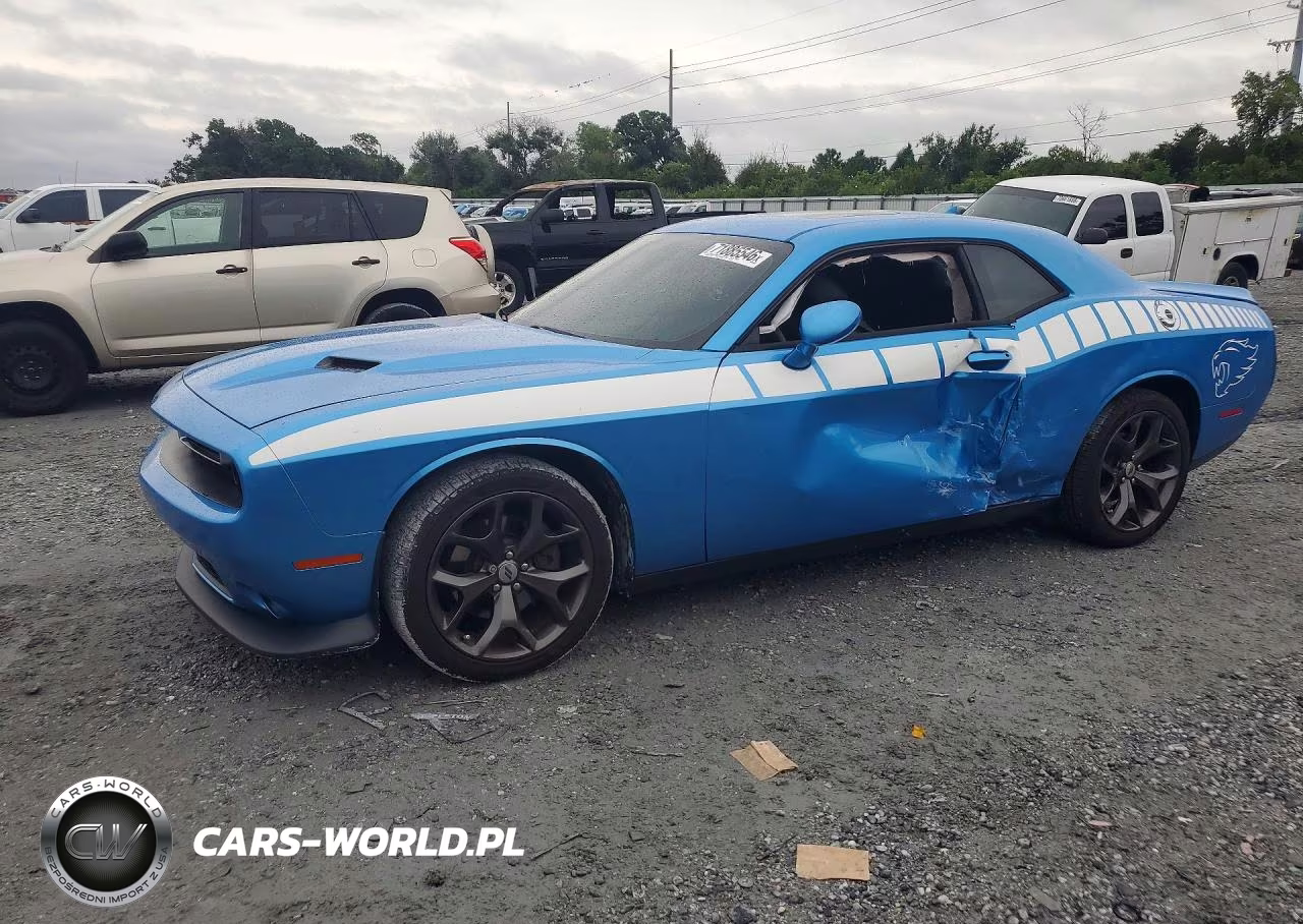 2018 Dodge Challenger Sxt VIN:2C3CDZAG3JH331335 - 1