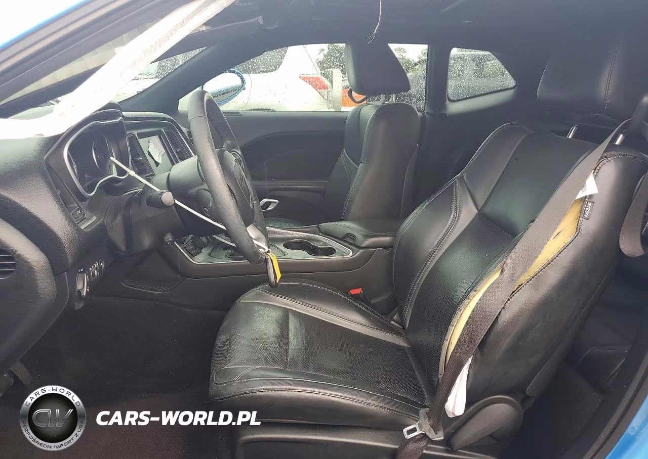 2018 Dodge Challenger Sxt VIN:2C3CDZAG3JH331335 - 7