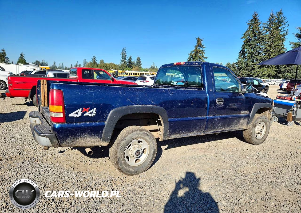 1999 GMC New Sierra K2500 VIN:1GTGK24U9XE537142 - 3