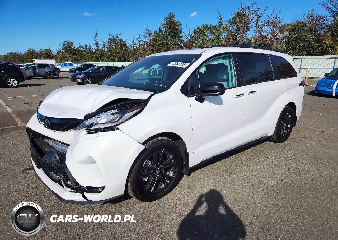 2026 Toyota Sienna Xse