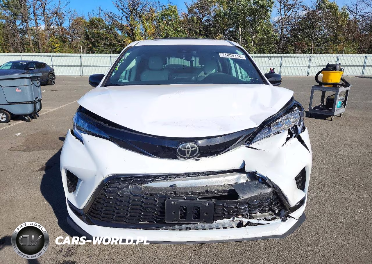 2026 Toyota Sienna Xse VIN:5TDXSKFC0TS275133 - 5
