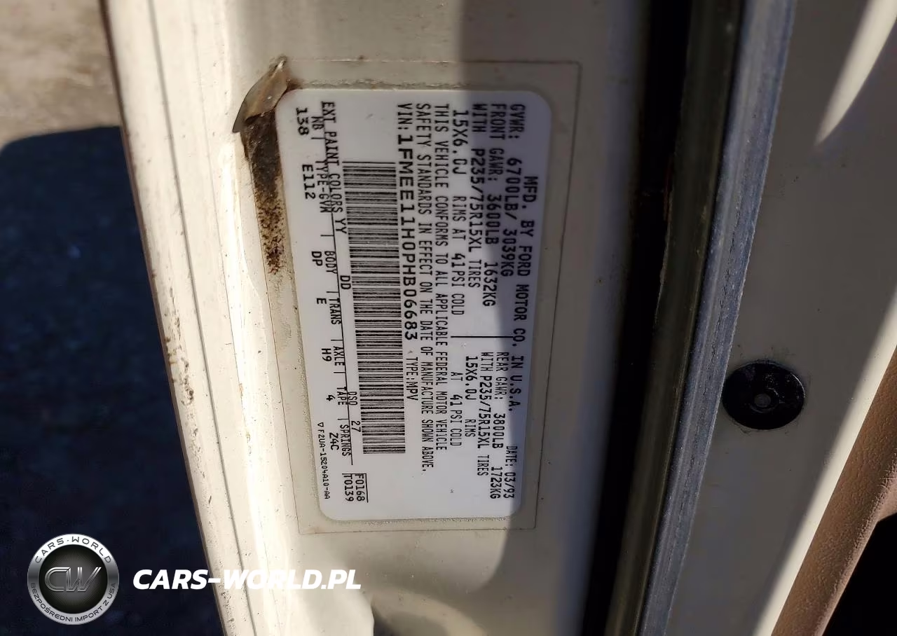 1993 Ford Econoline E150 VIN:1FMEE11H0PHB06683 - 13
