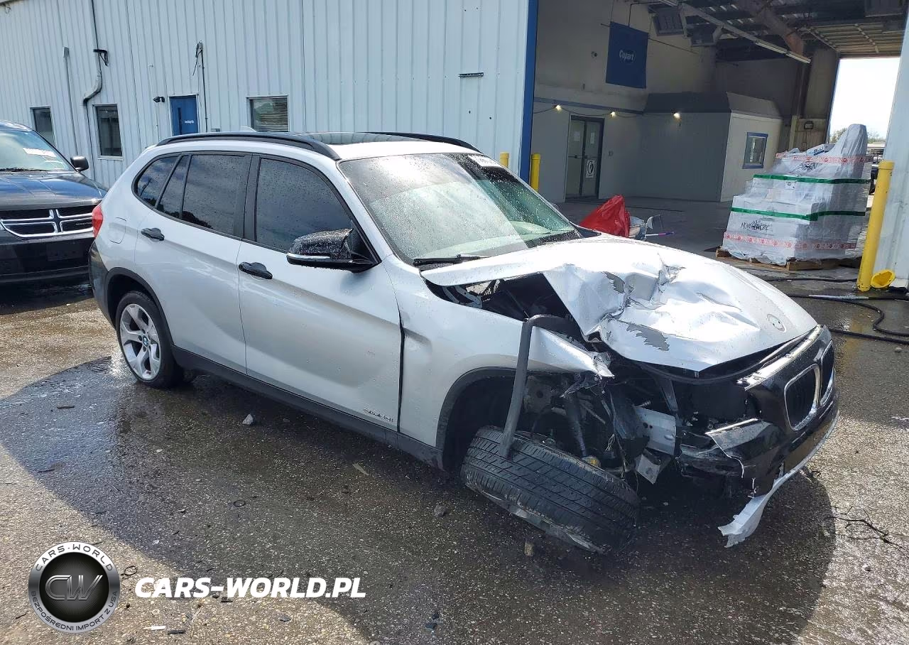 2014 BMW X1 Sdrive28I VIN:WBAVM1C5XEVW51733 - 4
