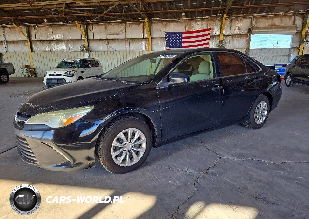 2015 Toyota Camry Le