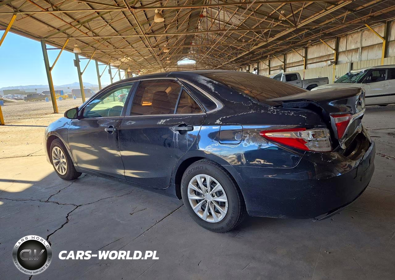 2015 Toyota Camry Le VIN:4T4BF1FK3FR479457 - 2