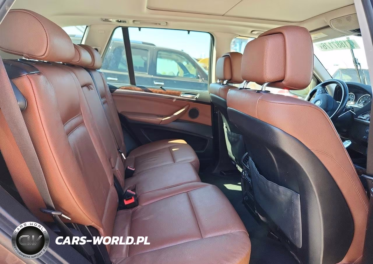 2012 BMW X5 xDrive35I VIN:5UXZV4C58CL766745 - 11
