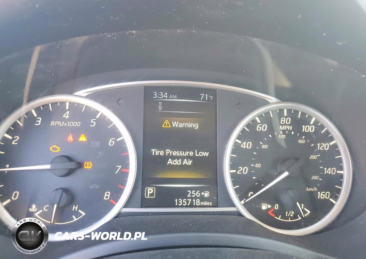 2018 Nissan Sentra S VIN:3N1AB7AP9JY277937 - 9