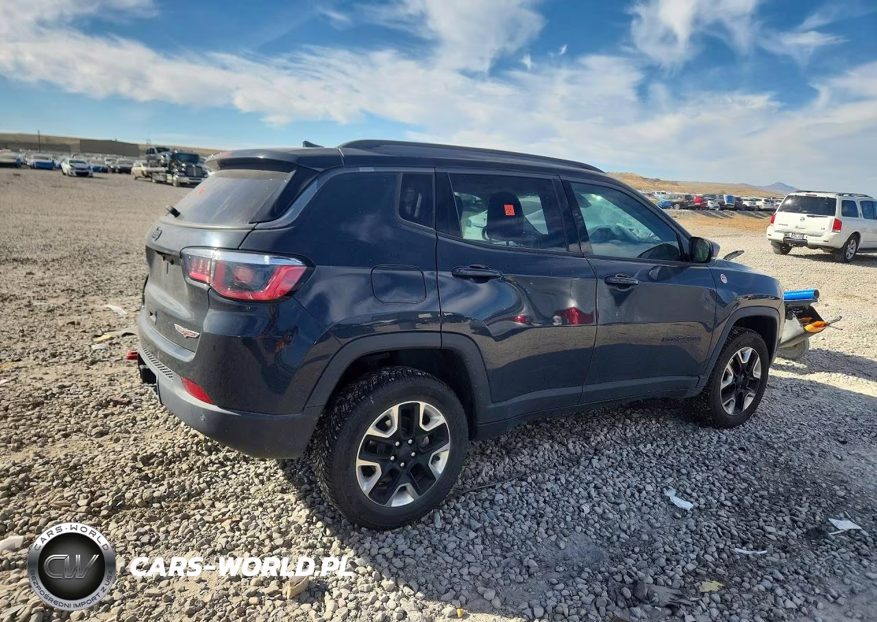 2018 Jeep Compass Trailhawk VIN:3C4NJDDB8JT299263 - 3