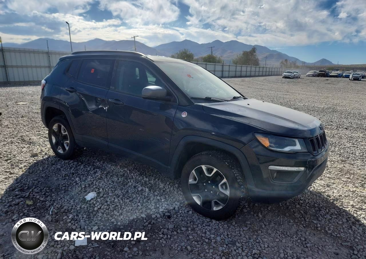 2018 Jeep Compass Trailhawk VIN:3C4NJDDB8JT299263 - 4