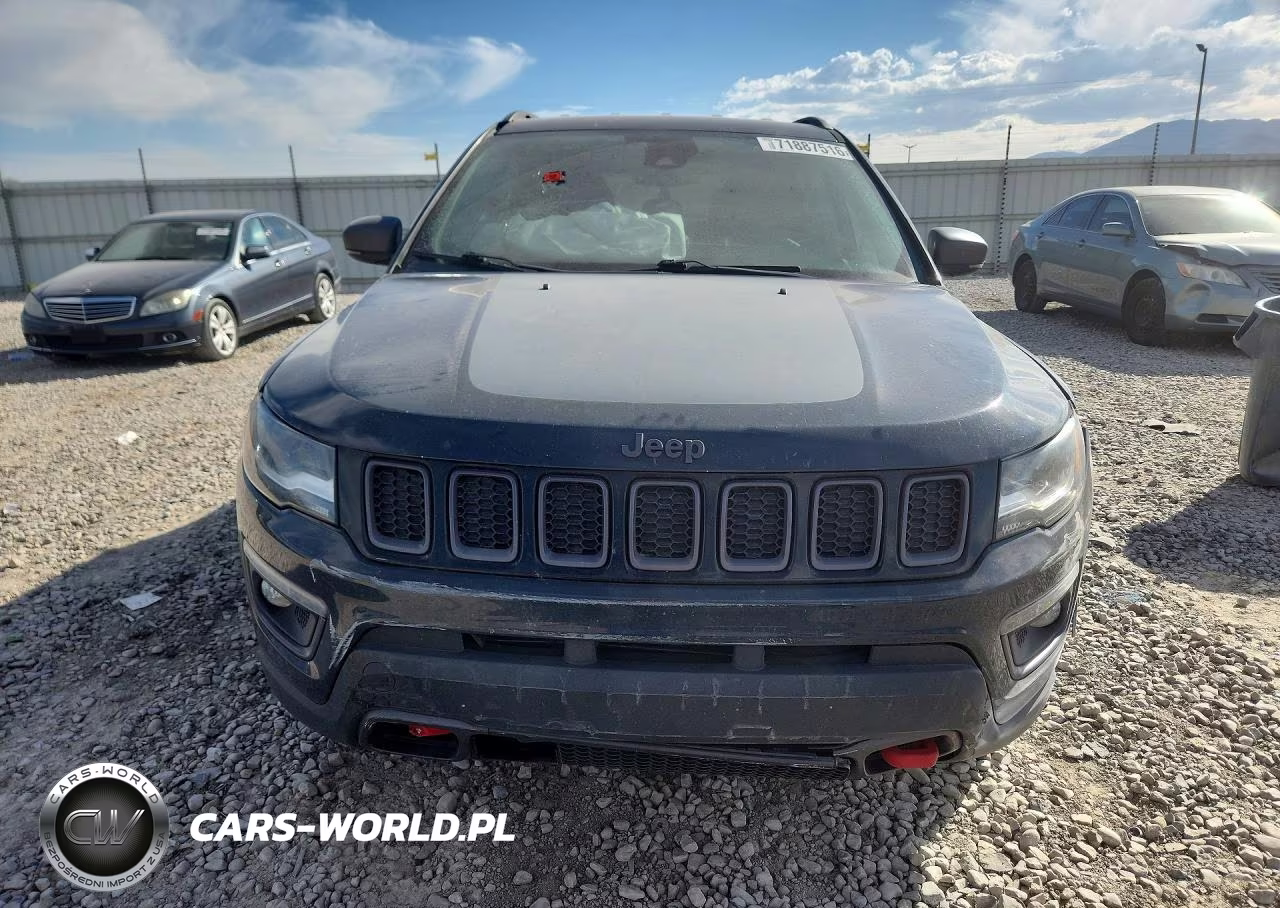 2018 Jeep Compass Trailhawk VIN:3C4NJDDB8JT299263 - 5
