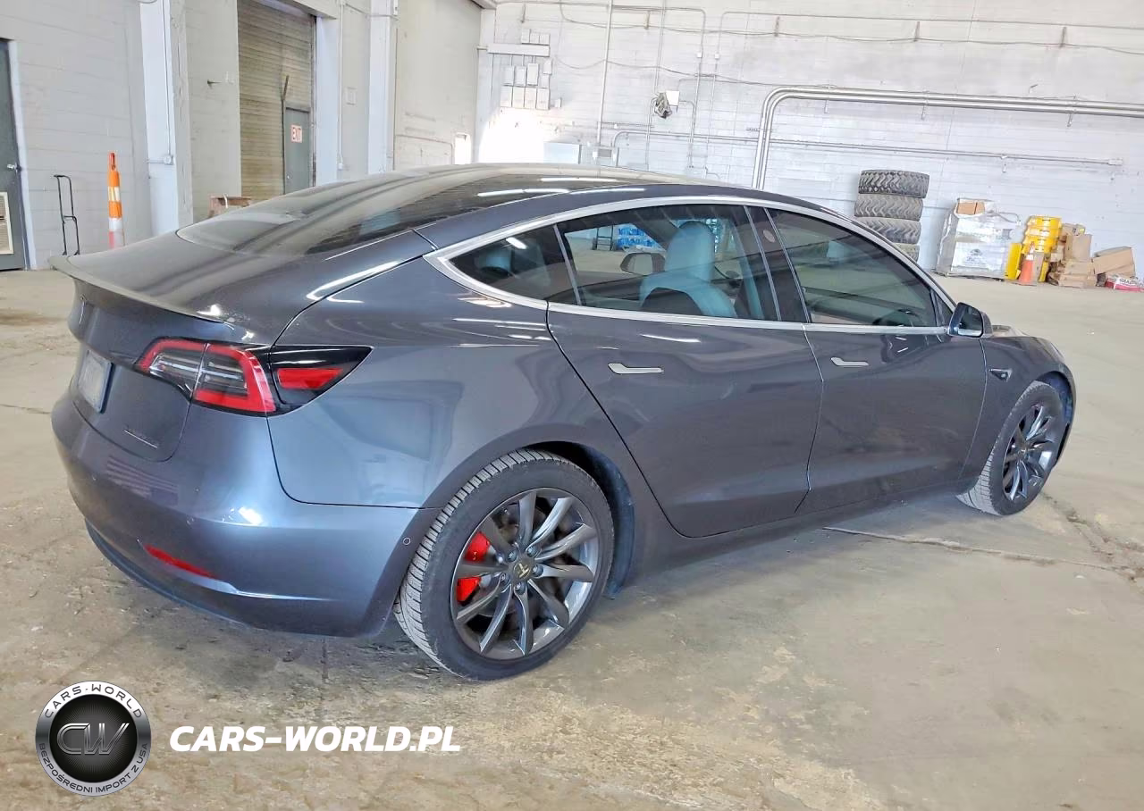 2020 Tesla Model 3 VIN:5YJ3E1EC6LF641764 - 3