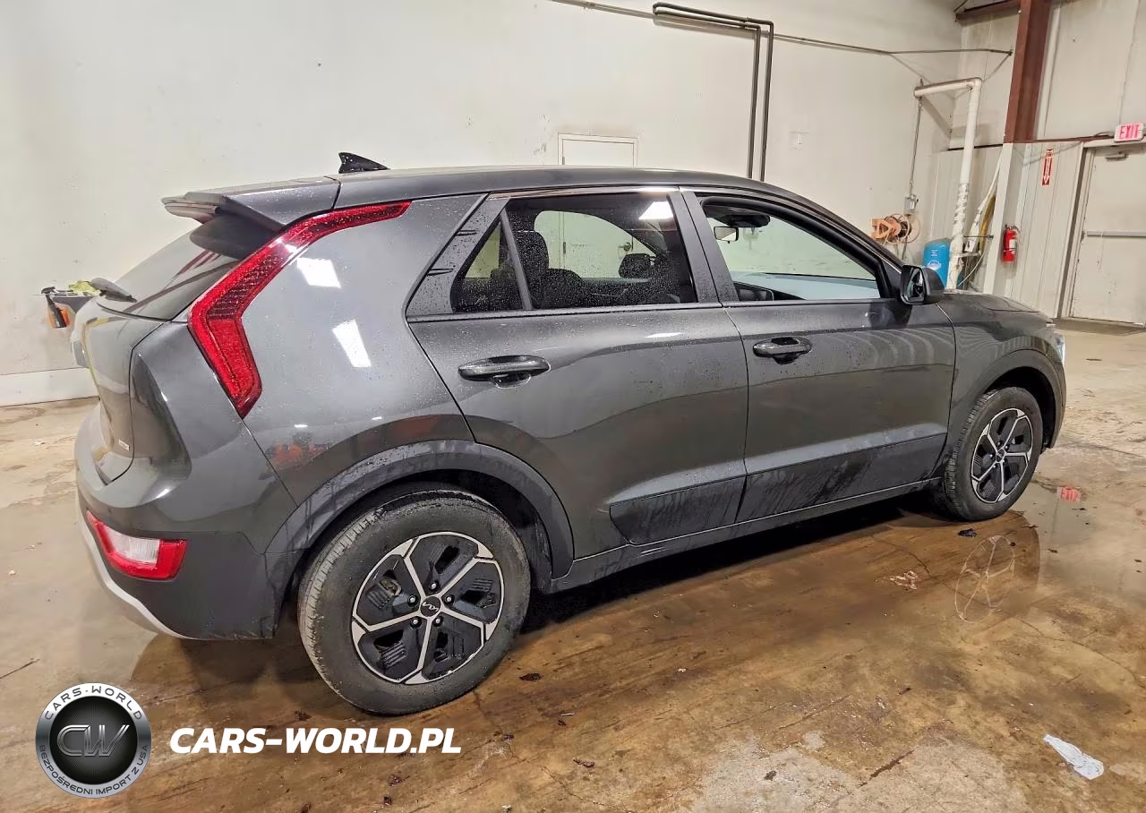 2026 Kia Niro Lx VIN:KNDCP3LE1T5324485 - 3