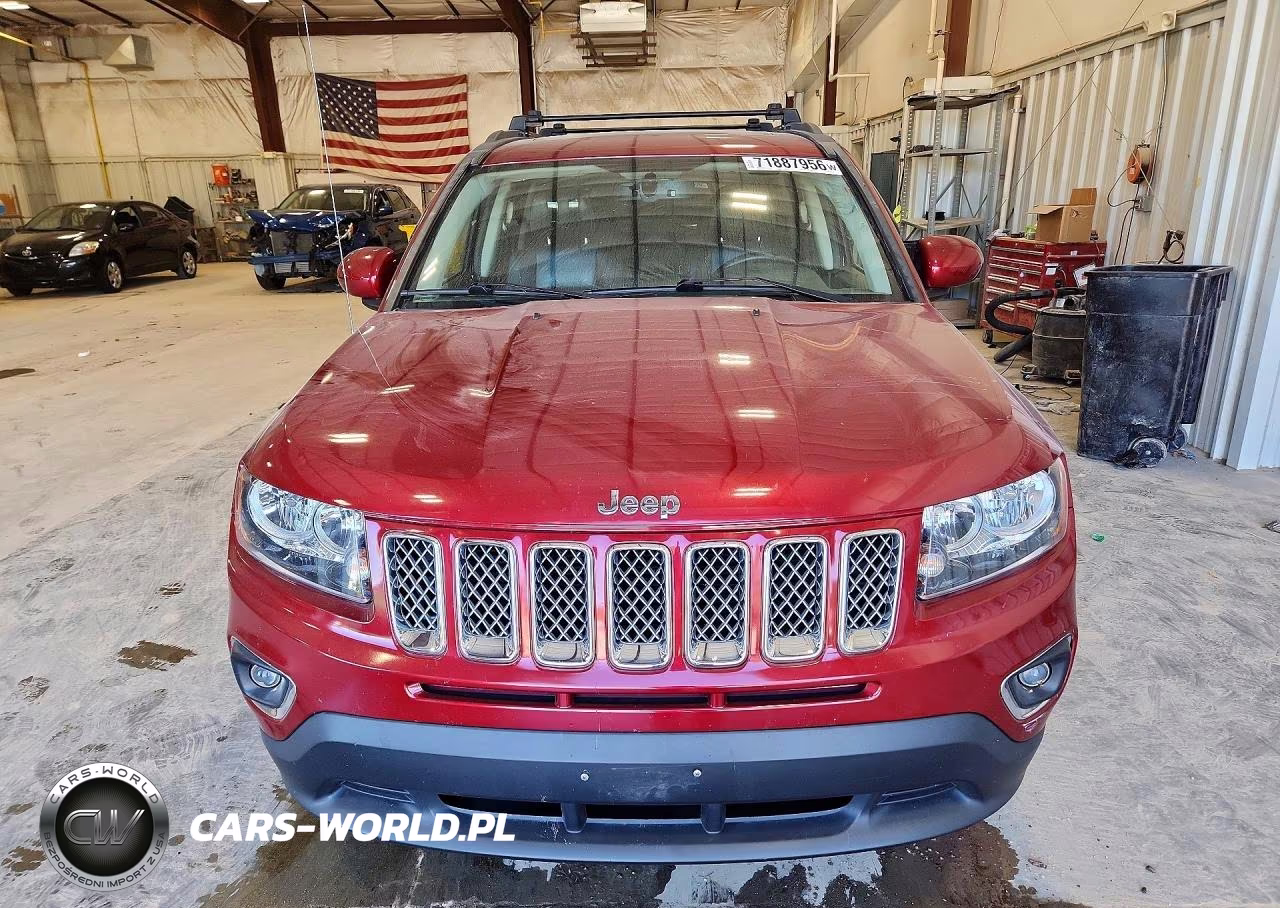 2016 Jeep Compass Latitude VIN:1C4NJCEA7GD575267 - 5