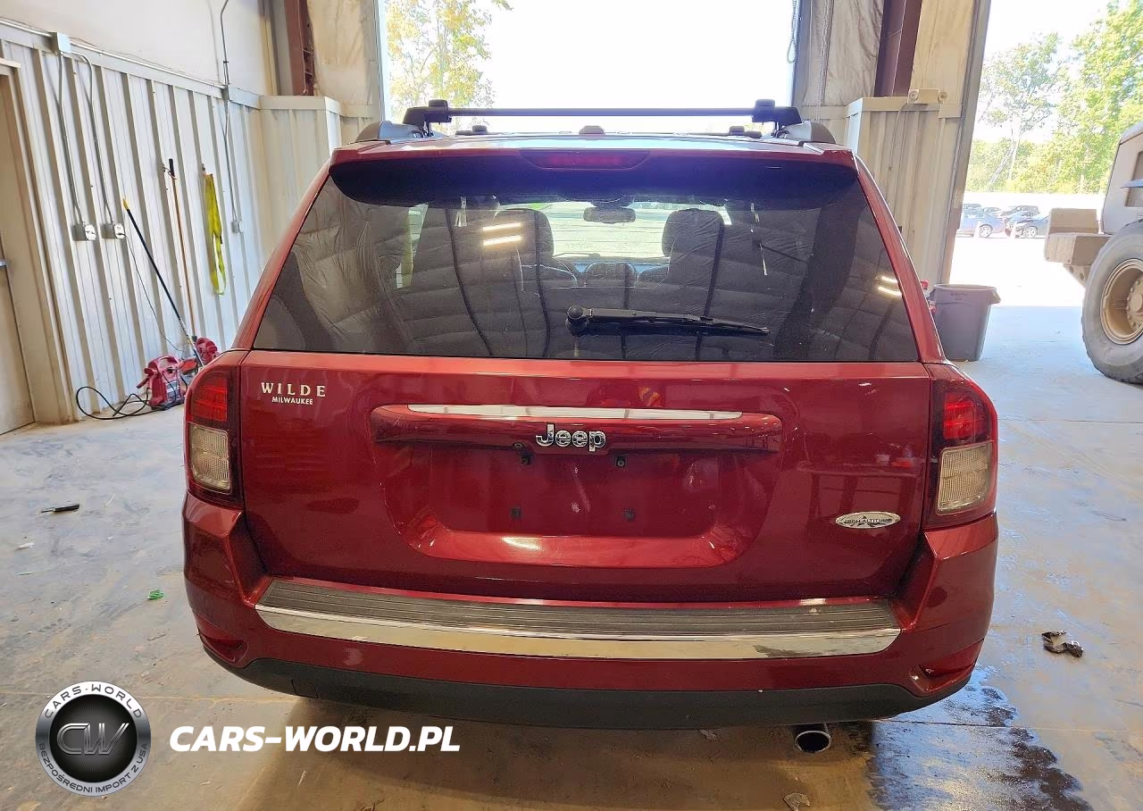 2016 Jeep Compass Latitude VIN:1C4NJCEA7GD575267 - 6