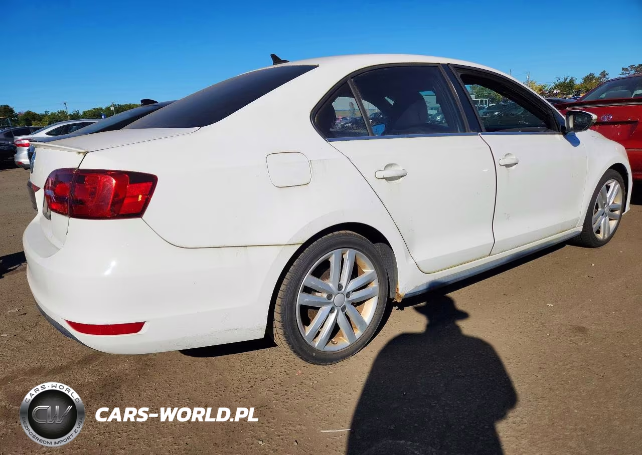 2012 Volkswagen Jetta Gli VIN:3VW5A7AJ9CM065737 - 3