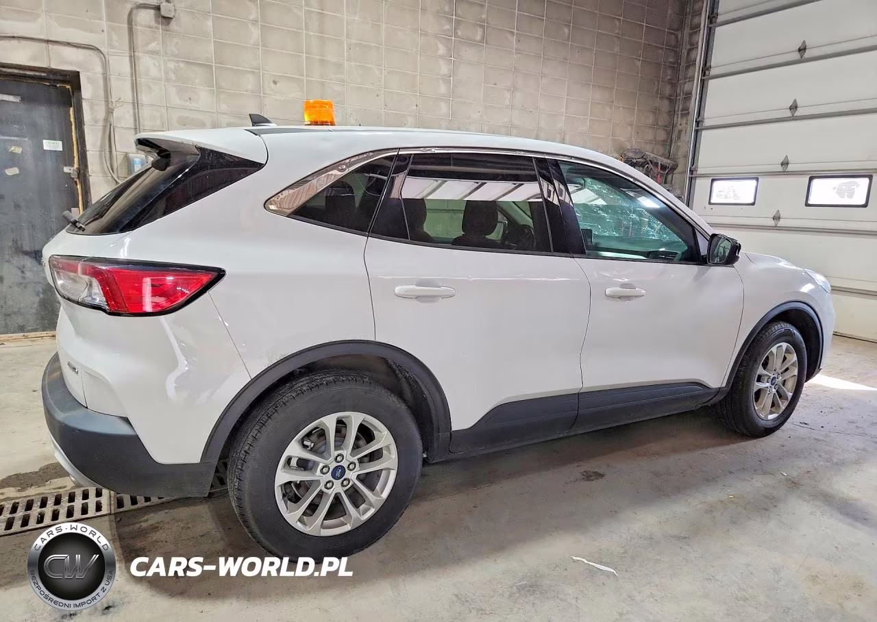 2020 Ford Escape Se VIN:1FMCU9G62LUB82177 - 3
