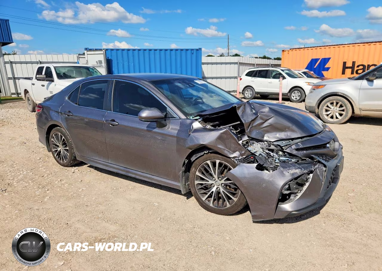 2018 Toyota Camry Se VIN:4T1B11HK0JU604526 - 4