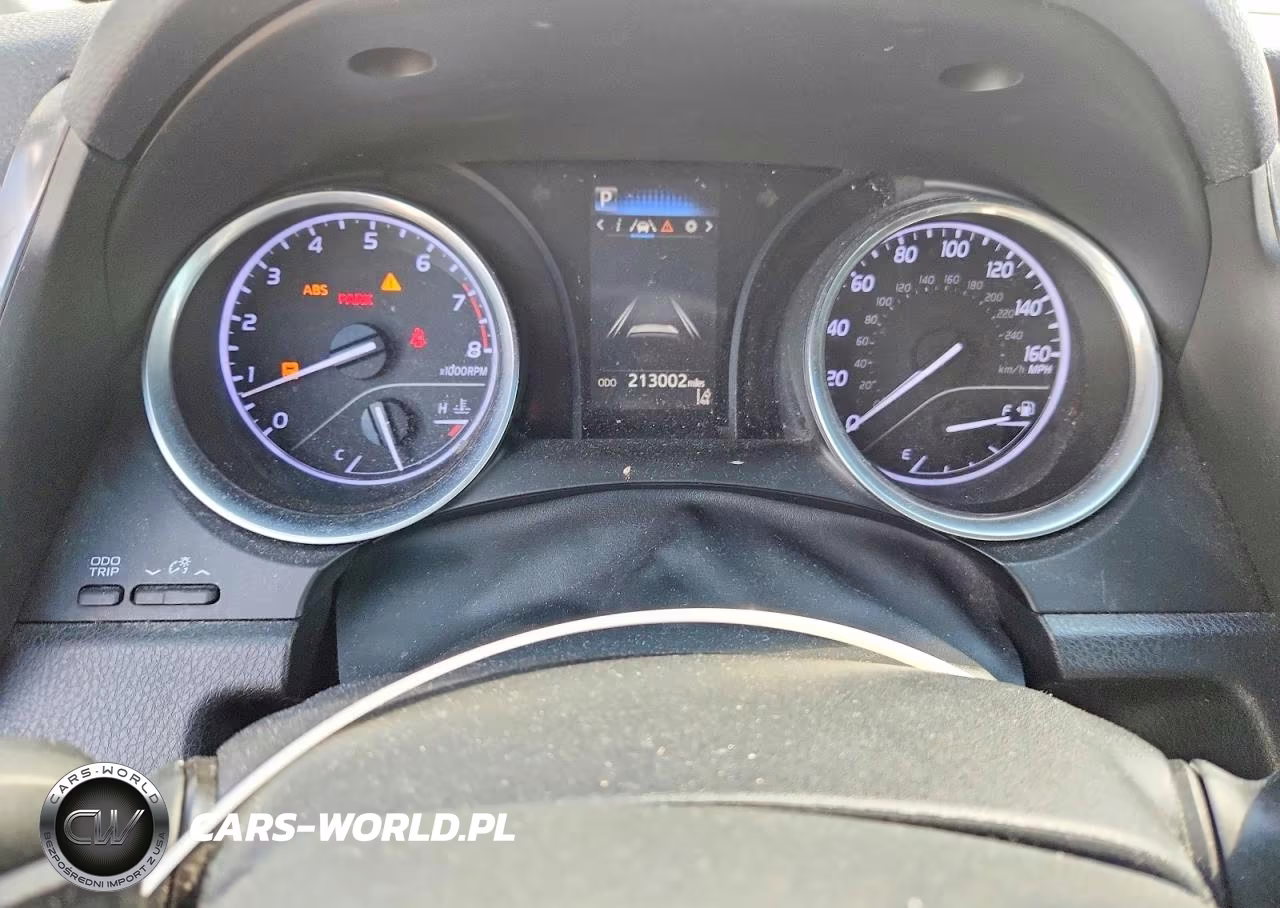 2018 Toyota Camry Se VIN:4T1B11HK0JU604526 - 9