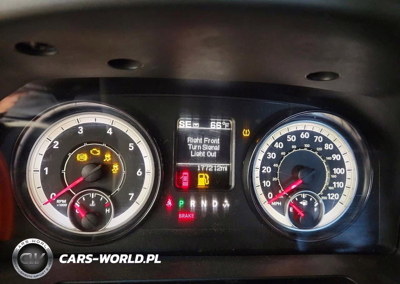 2016 Ram 2500 Slt VIN:3C6TR5DT0GG303863 - 9